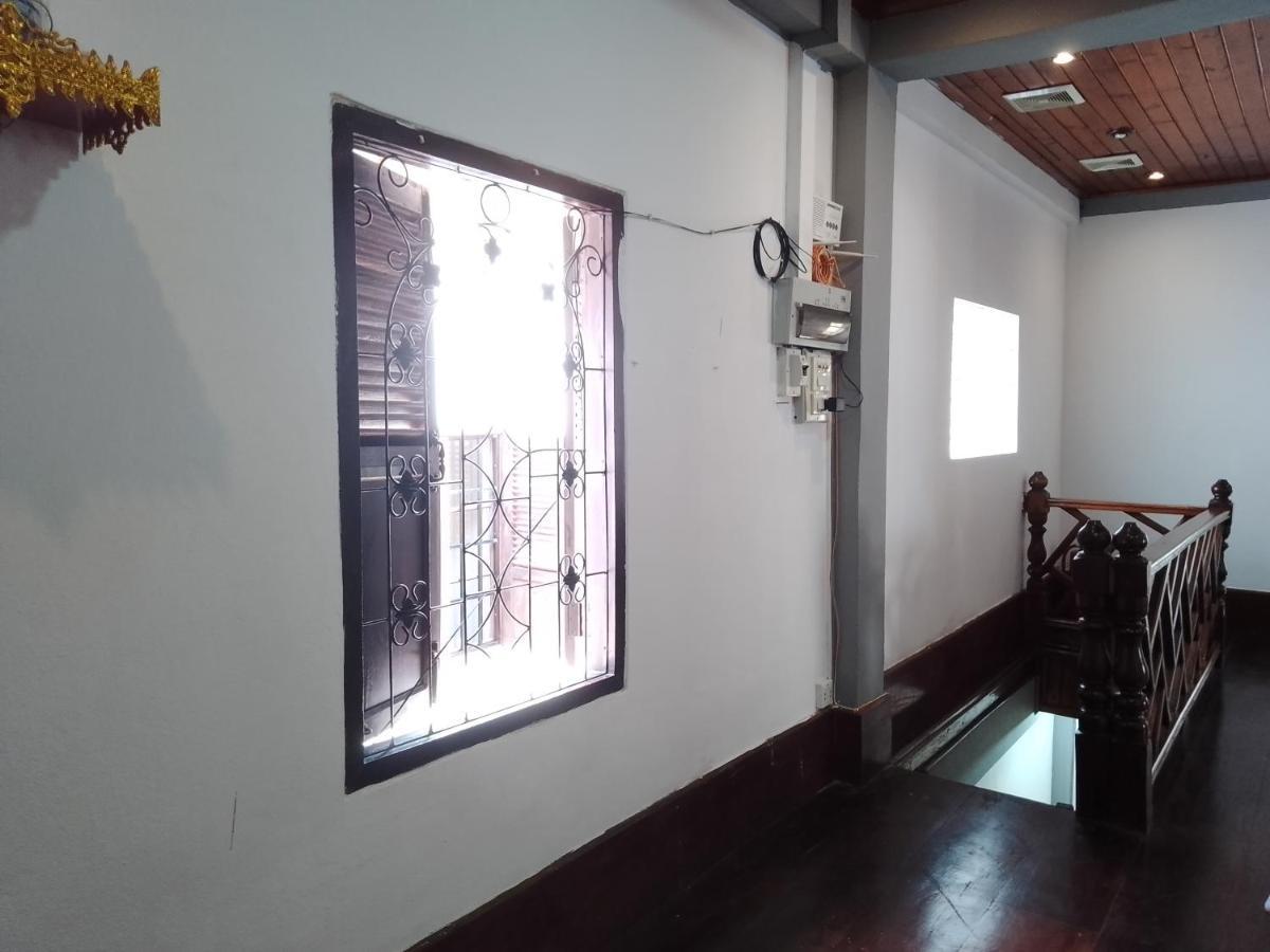 Funny Backpacker Hostel Luang Prabang Extérieur photo